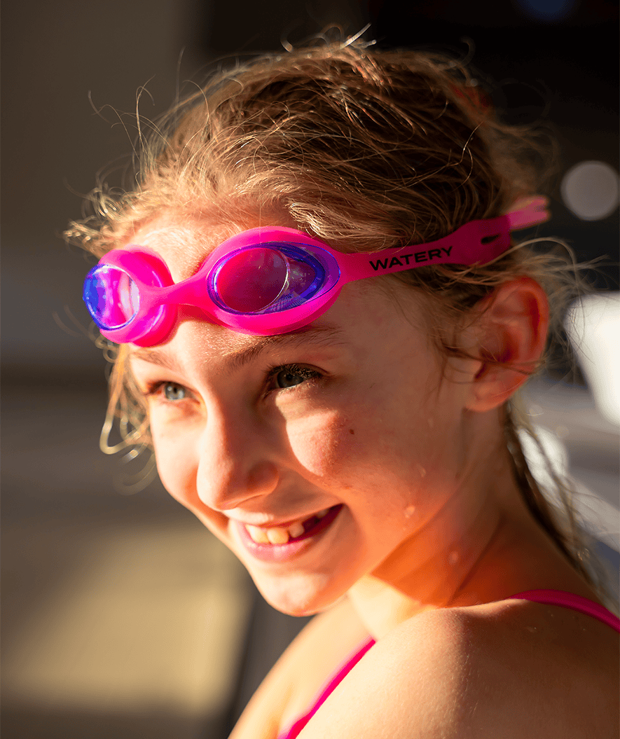Watery nearsighted prescription swim goggles for kids - (-1.0) to (-6.0) - Matira - Pink/blue