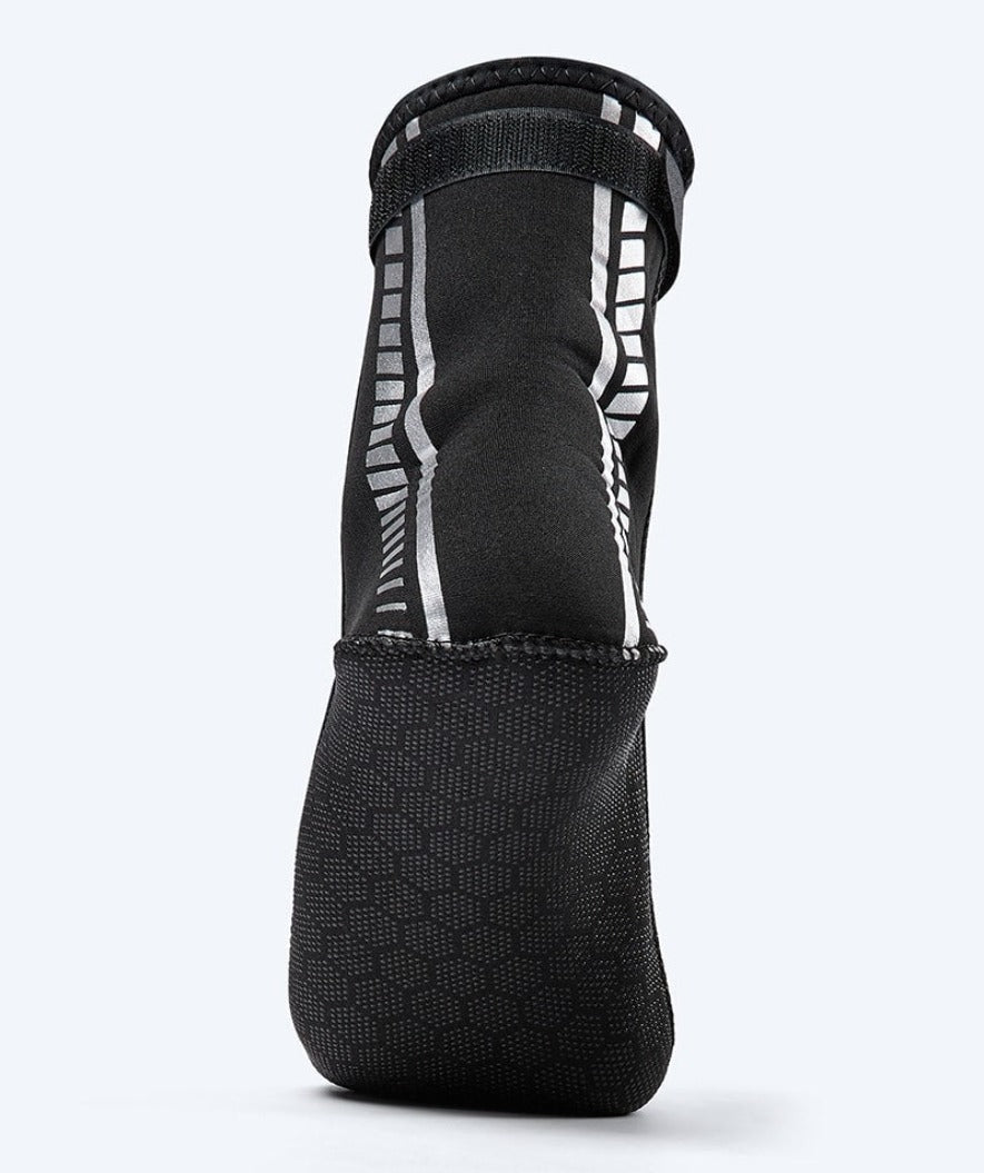 Watery neoprene socks for open water - Reptile (3 mm) - Black