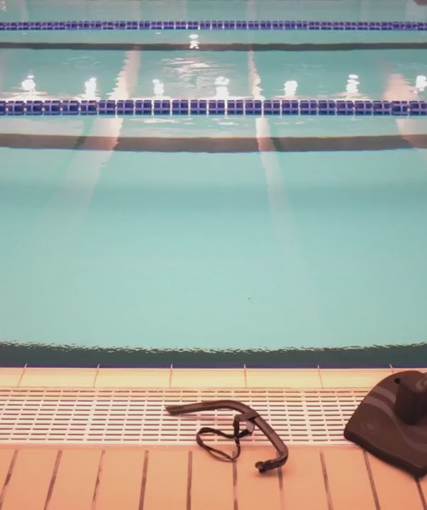 Waterysvømmemasketilvoksne-Mantis-Blåklar.mp4