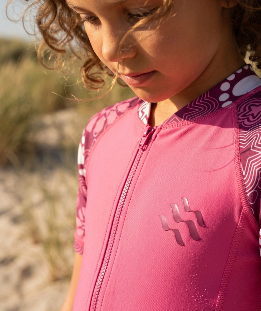 Watery UV-suit for children - Athena Short Sleeve Rashguard - Pink
