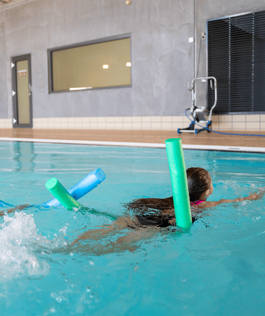 Watery pool noodle - Loch - Green