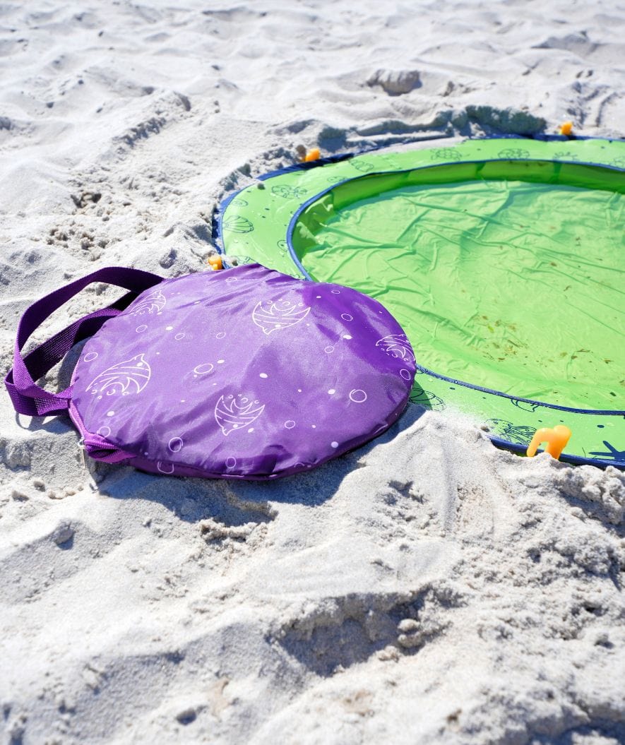 Watery swimming pool - Oasis - Green