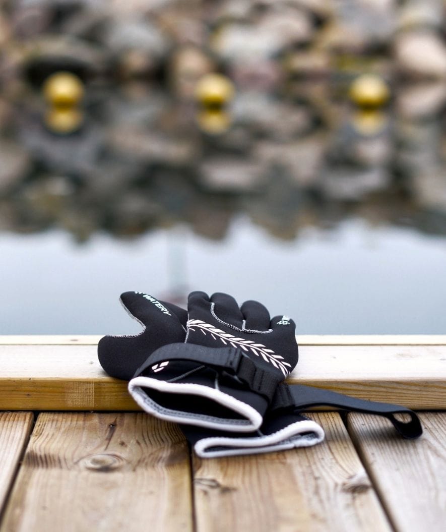 Watery neoprene gloves - Reptile (3mm) - Black