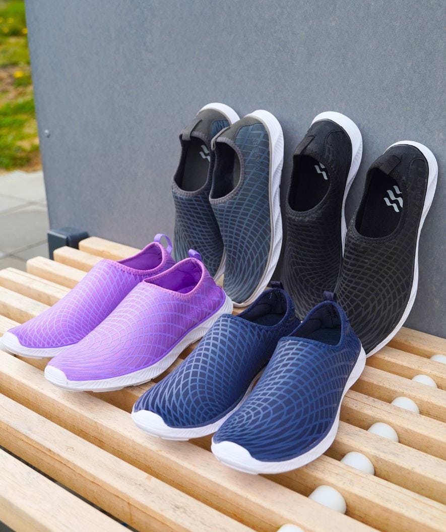 Watery water shoes for adults - Kawaii - Dark blue