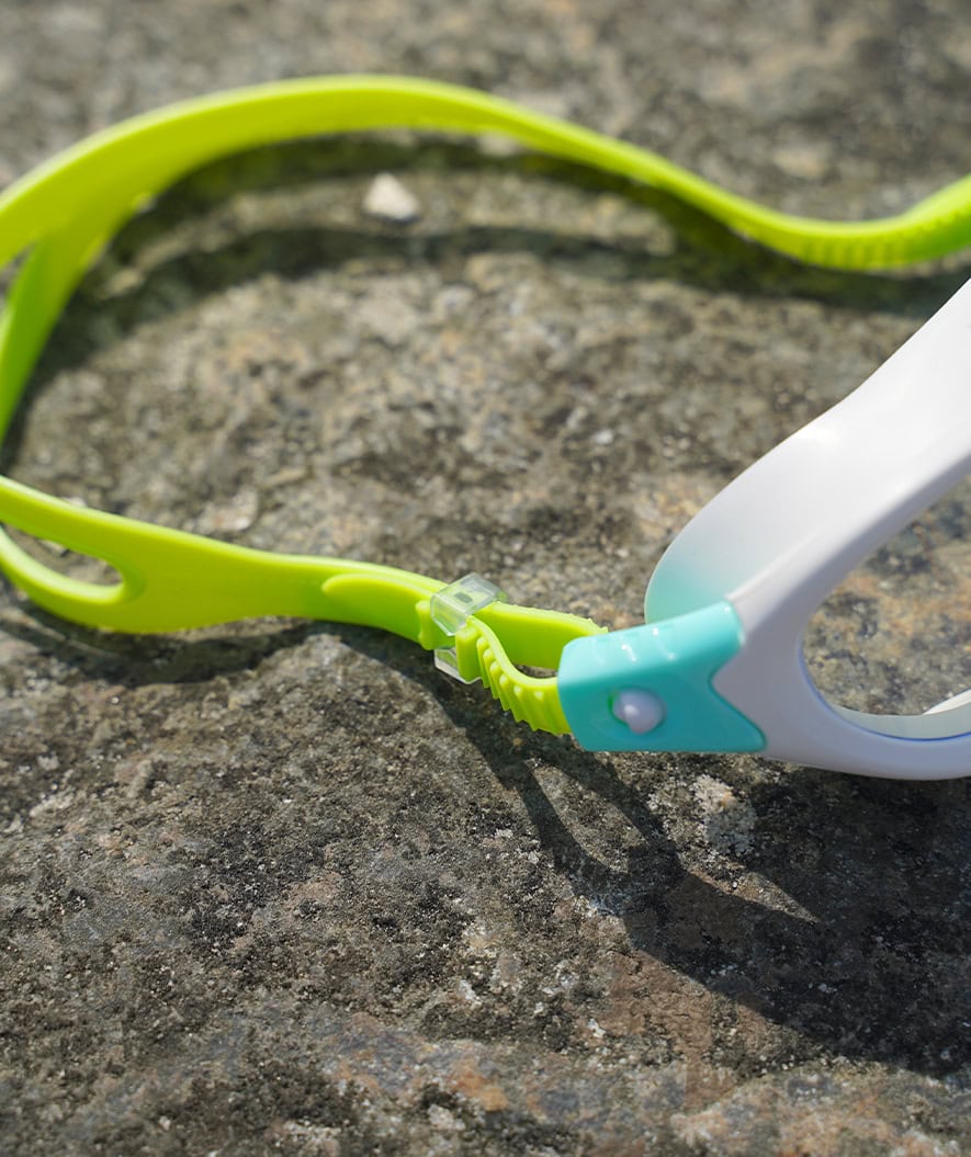 Watery swimming goggles for kids (2-8) - Wilton - Green/white