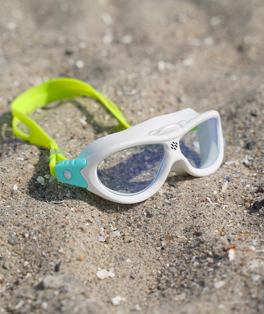Watery swimming goggles for kids (2-8) - Wilton - Green/white