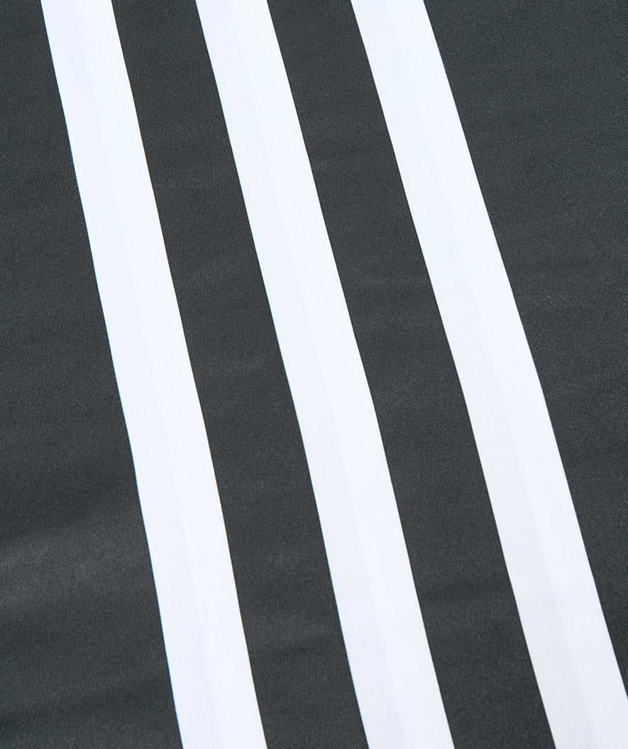 Watery microfiber towel (180 x 200 cm) - Eco Nebraska Family - Black