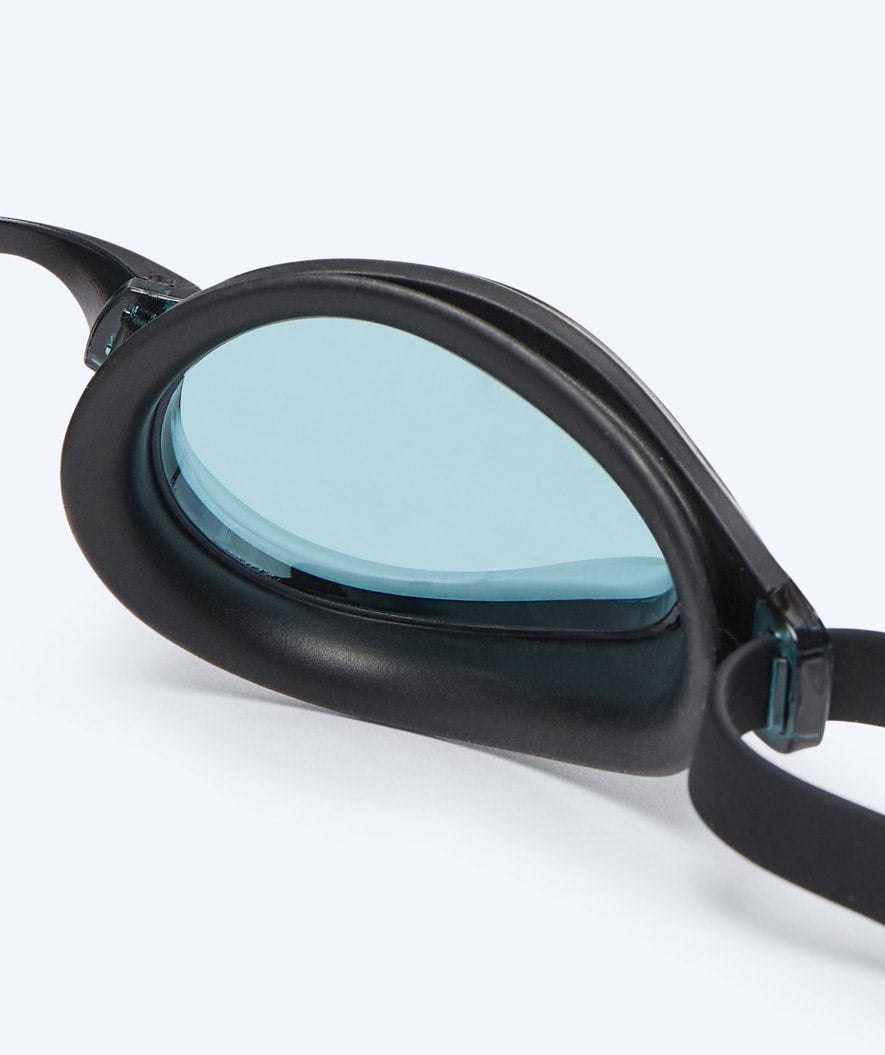 Watery Elite swim goggles - Poseidon - Black (Smoke lens)