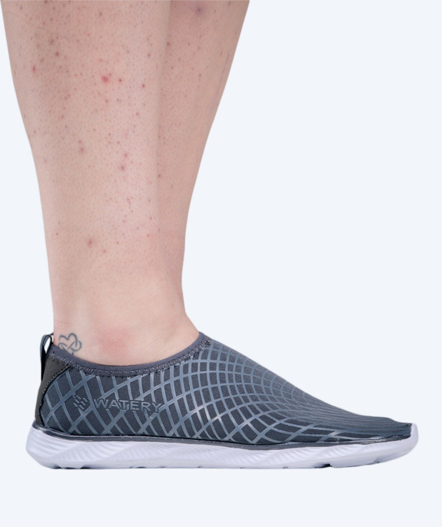 Watery water shoes for adults - Kawaii - Grey