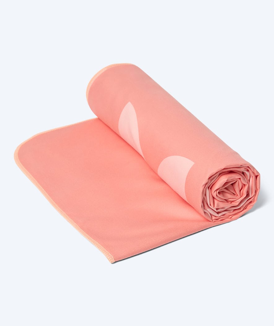 Watery microfiber towel (175 x 110 cm) - Rafferty - Blurish Pink
