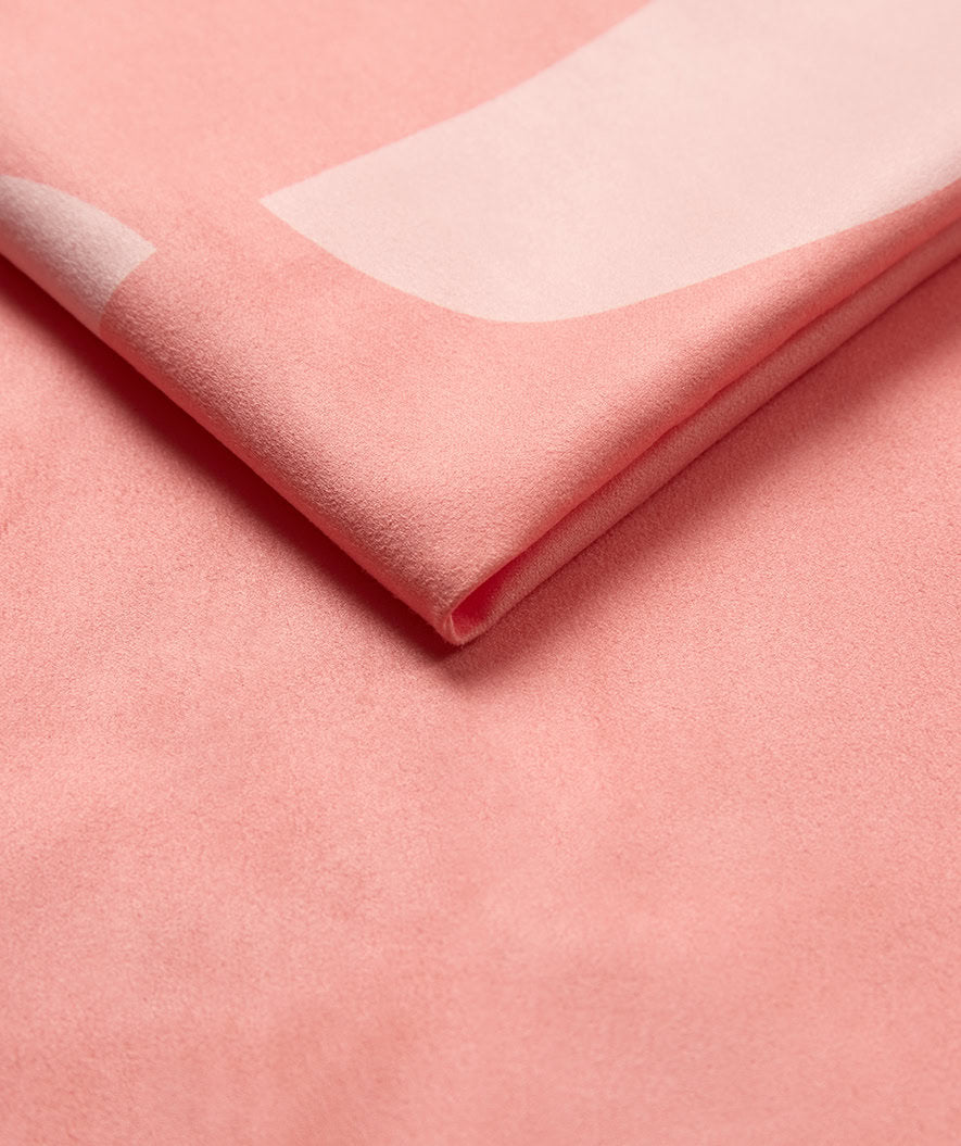 Watery microfiber towel (175 x 110 cm) - Rafferty - Blurish Pink
