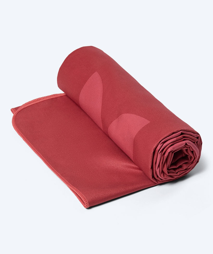 Watery microfiber towel (175 x 110 cm) - Rafferty - Red