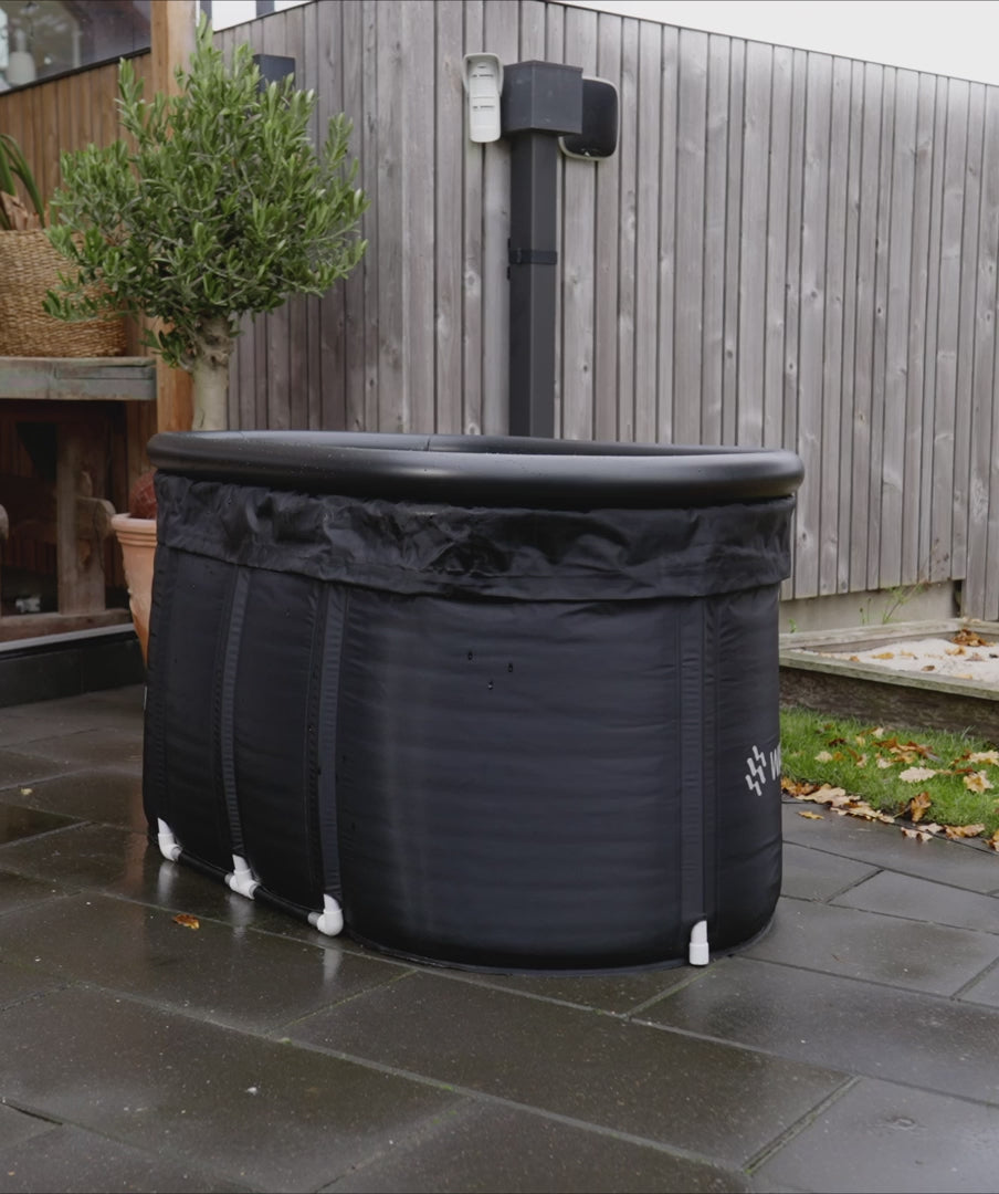 Watery inflatable cold plunge - Hero Max - Black