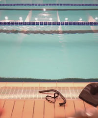 WateryElitesvømmebriller-PoseidonMirror-Sortsølv_eab8b6ef-0aa8-4edb-ab4c-0856d5e67dcd.mp4