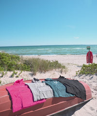 Badeponchobomuld_allestørrelserogfarver_4a2eb8e5-5629-452d-8520-d2a14f26e7f0.mp4