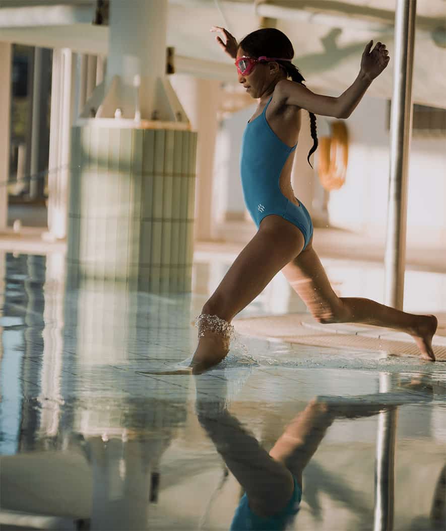 Watery swimsuit for girls - Freestyler Solid - Electric Blue