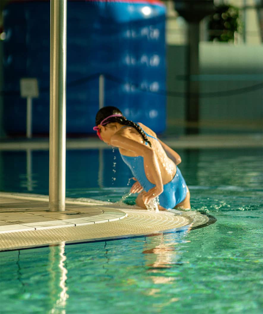 Watery swimsuit for girls - Freestyler Solid - Electric Blue